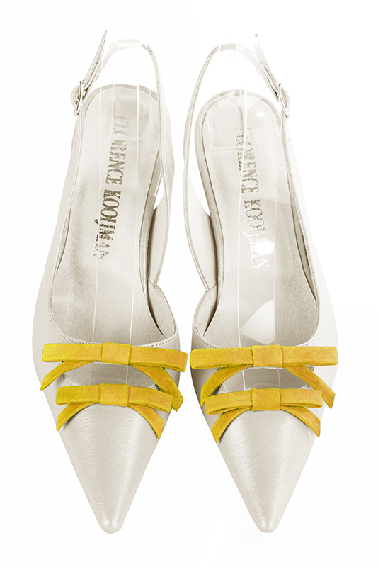 Off white and yellow women's open back shoes, with a knot. Pointed toe. High slim heel. Top view - Florence KOOIJMAN